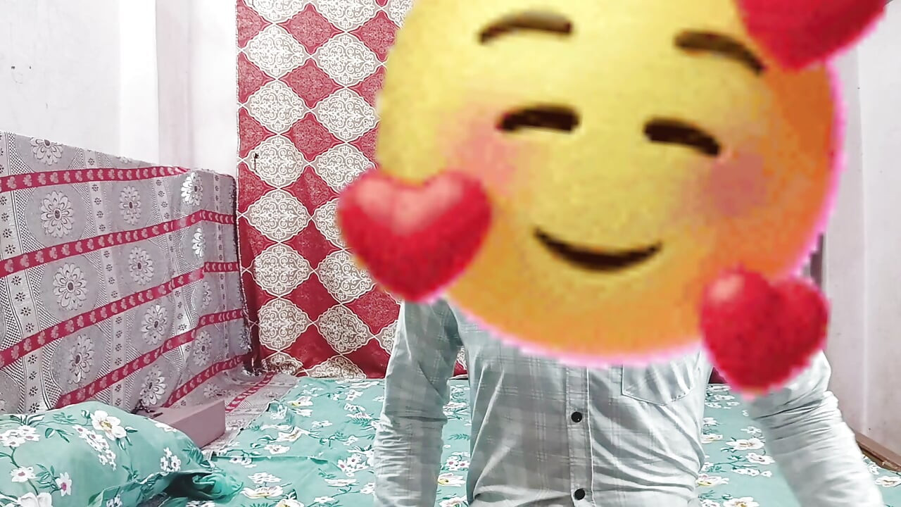 Shilpa bhabhi ne lon ki kist apni Choot chudwa ker lon ki kist adada kiya