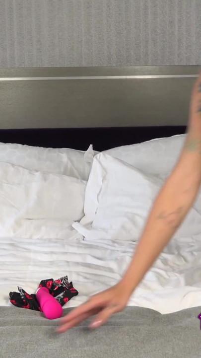 Tattooed hottie Sammie Six stuffs her panties deep inside her pussy