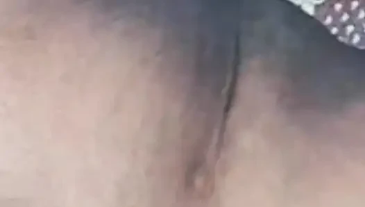 Hintli tamil koca evli kadın vibratörle güzel köylü kadınları sikiyor