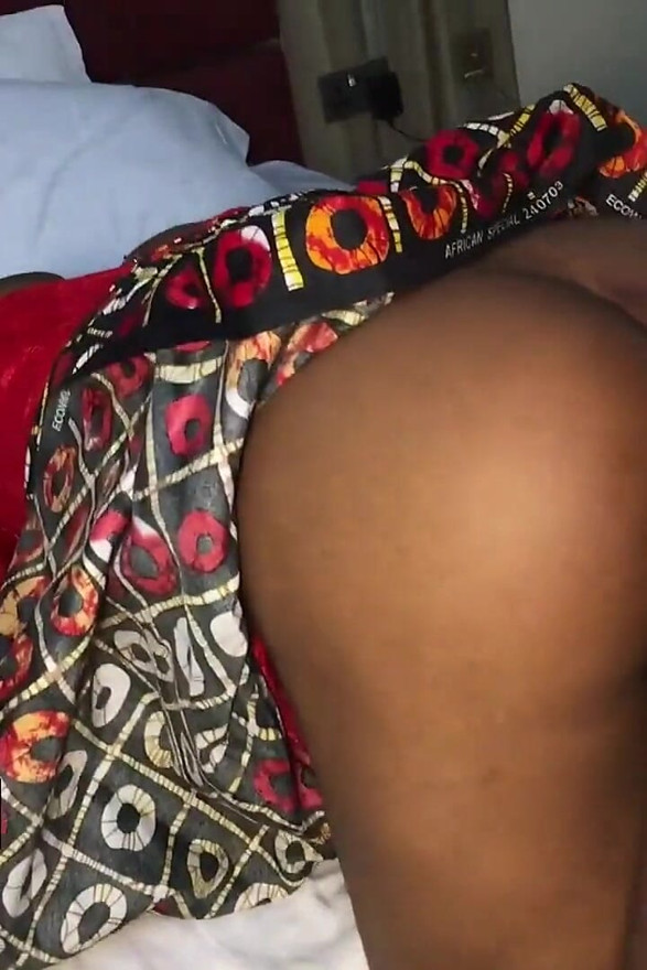 A Youth Corps Member Was Bussy Drilling Her Landlord's 2nd Wife