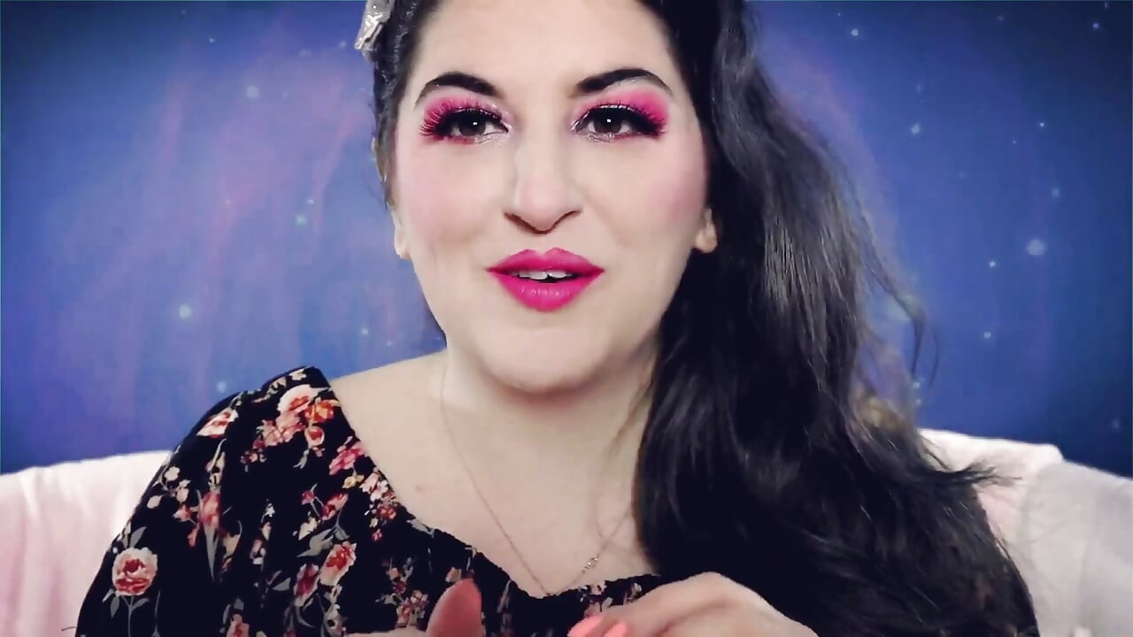 Batom rosa na Plexiglass Asmr