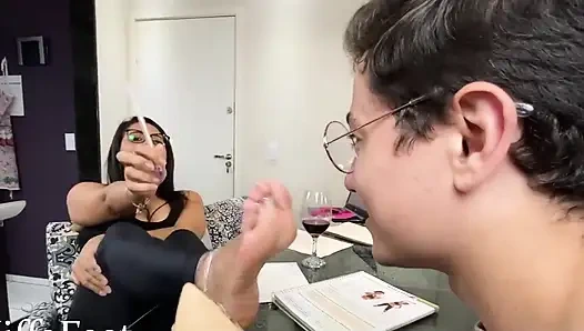 Goddess kiffa adalah mahasiswi nakal yang super hot