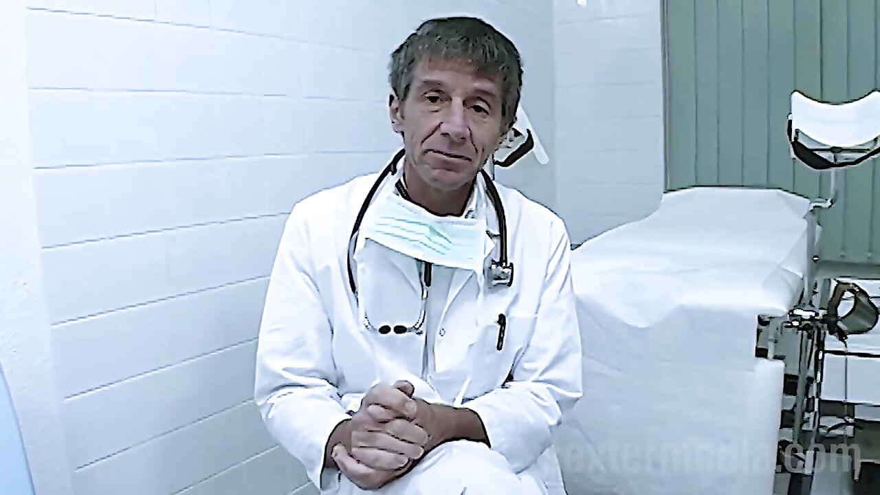 Doctor Fucks Patient in Sex Practice