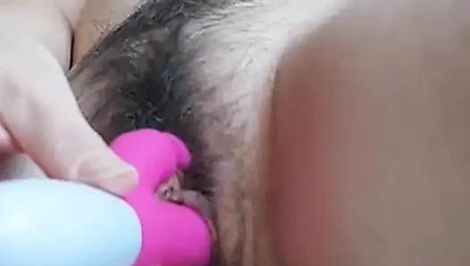 Dildoyla oynuyorum