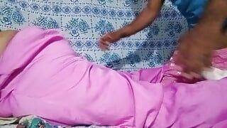 Indyjska pendżabska dziewczyna i chłopak seks w hotelu