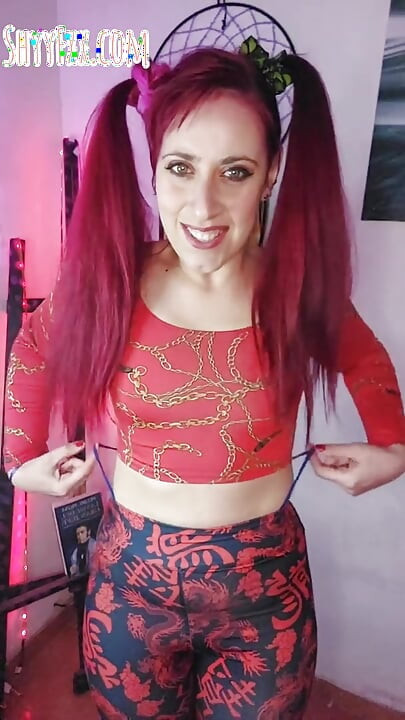 Shyyfxx , meu melhor amigo quer me foder na bunda e coloca os dedos nele!! JOI Roleplay