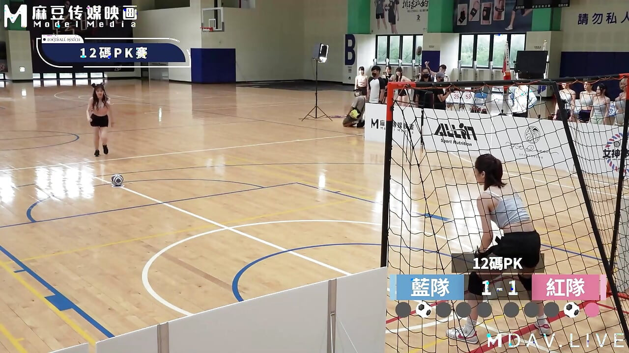 Mtvsq2-ep7 Festival Olahraga Dewi/Periode ke-7/Kejuaraan Sepak Bola Dunia Wanita! Dewi mencarinya di mana?