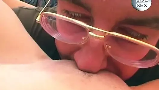 Anal rosebud menganga menetes air mani tebal