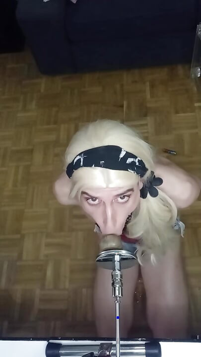 ดูดควยปลอมดิลโด้