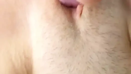 Seks oral pagi-pagi sama saudara tiriku!