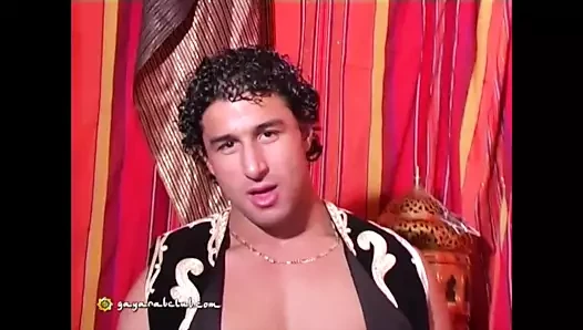 GayArabClub.com - A sexy Tunisian