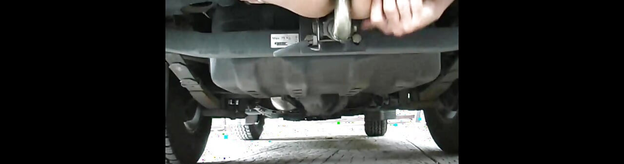 Bu Sarışın Orospu Çocuğunun Poposuna Her Şey Sığabilir