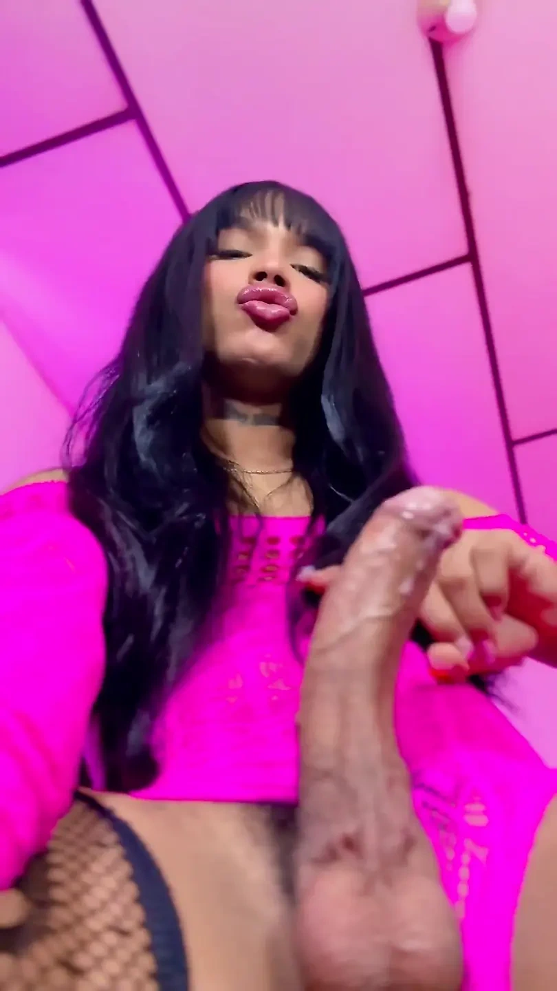 I Make a Big Mess of Milk on My Nails