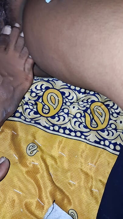Stepbrother is helping stepsister masturbate/masturbate