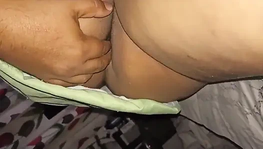 Толстую малайзийскую беременную женщину-милфу трахает ее бойфренд