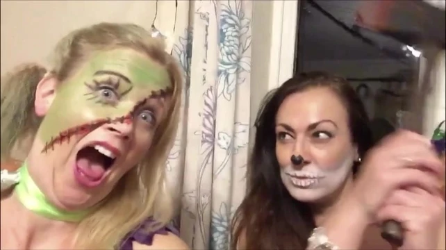 TWO SEXY MILFS WANT TO SUCK YOU OFF!