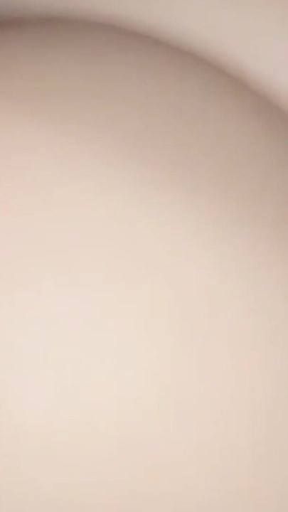 250 Μικροκαμωμένη γειτόνισσα εξαπατά τον πούτσο μαθηματικά πρώτη πρωκτική θετή κόρη | Κλιπ 2