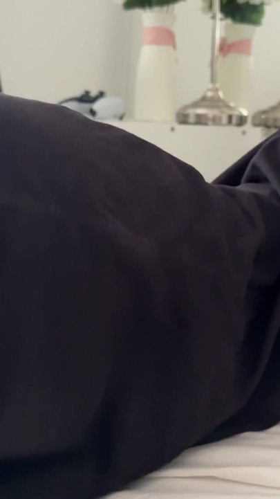 My Latina stepsister forgets her panties before the flight | Clip 1