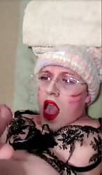 Sissy Gubitnik Dečko sam guta spermu po licu