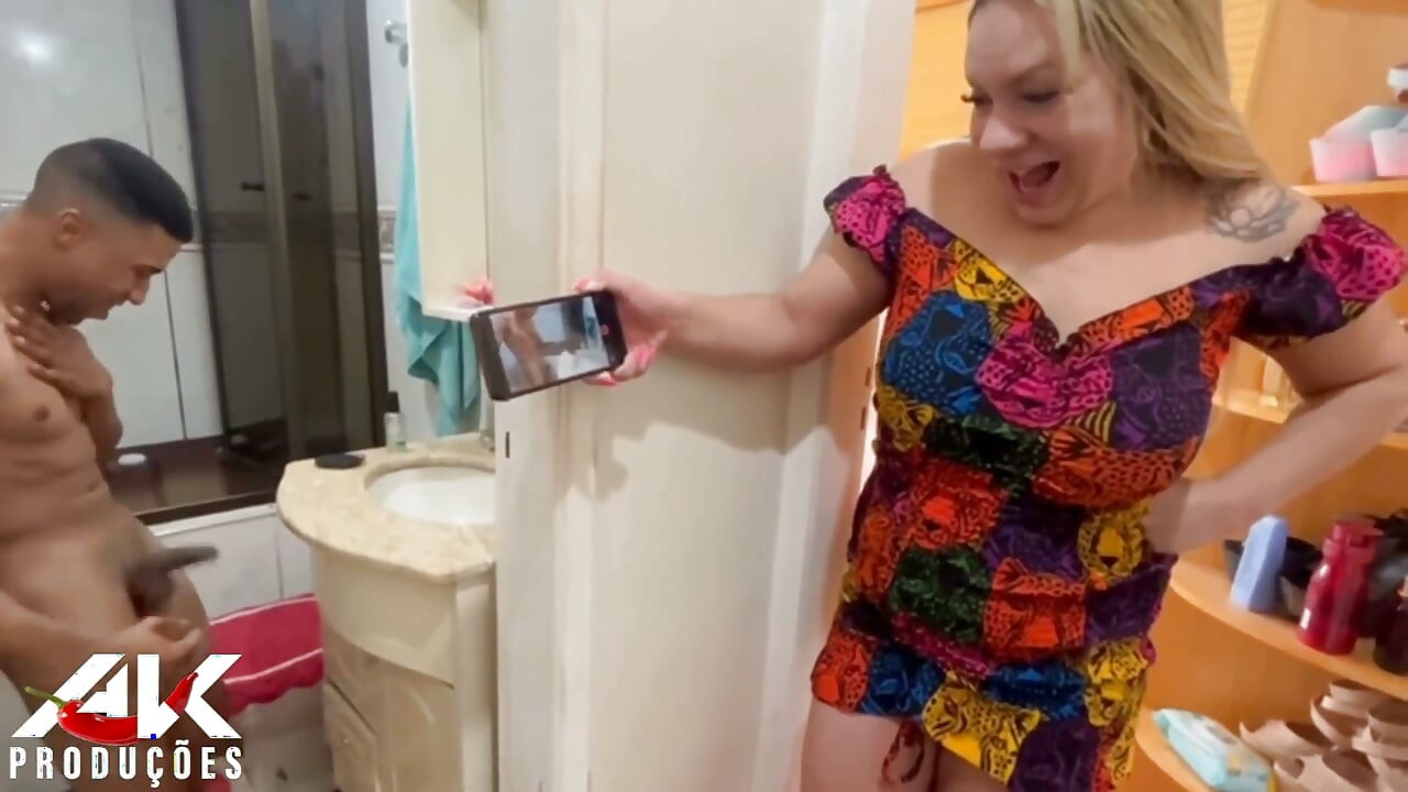 Yaramaz üvey anne büyük yaraklı üvey oğlunu tekrar alıyor