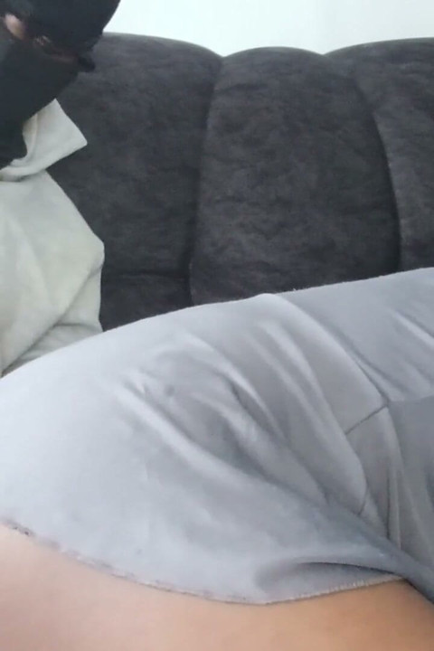 Ebony Stepsis Enjoyed Stepbro Rubbing His BBC Dick on Her Ass