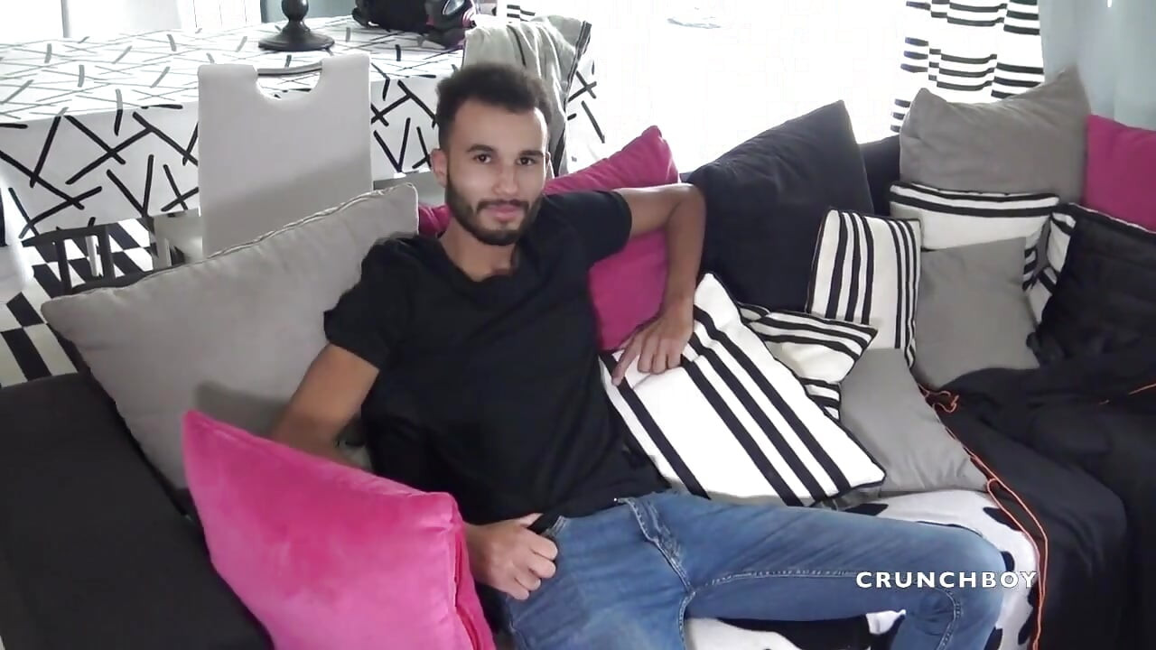 The twink Anthony Aust in fucked bareback by Vldad Catle