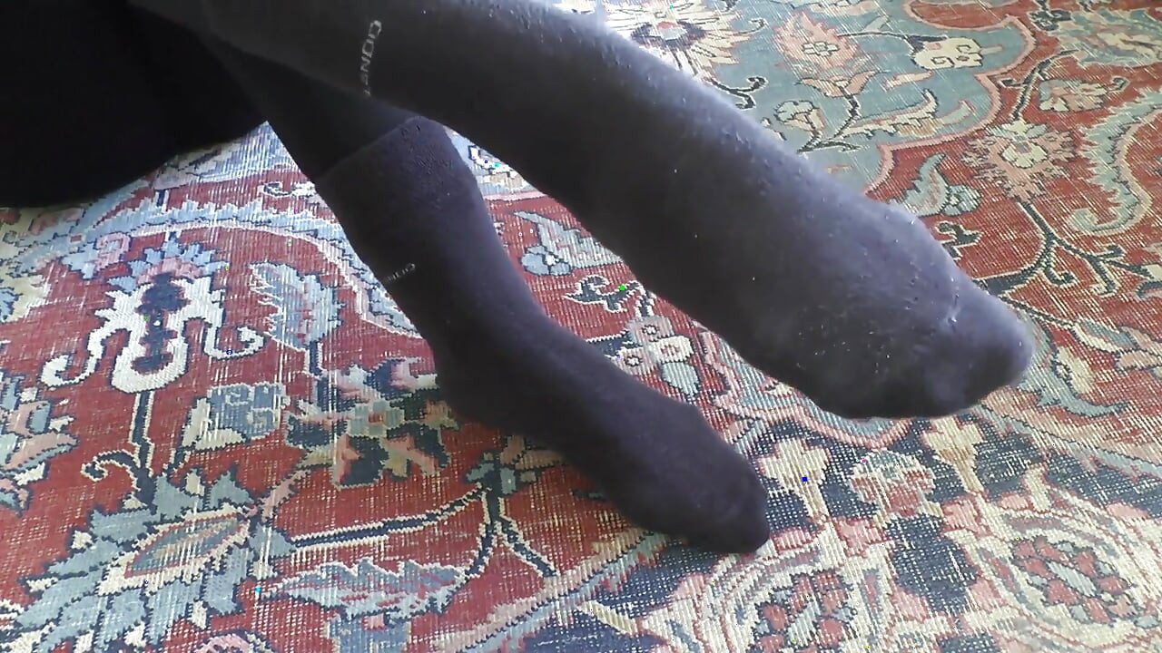 Proprietarul tau - șosete negre trebuie să fie îngrijit! Aspirator și reîmprospătare! Vedere la persoana 1, instrucțiuni de masturbare, doamna Victoria Valente