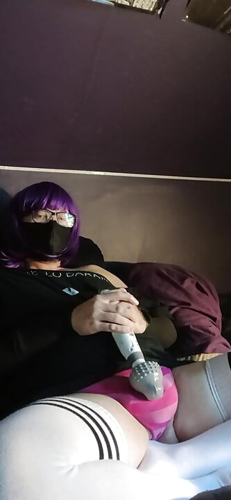 vibrator masturbation and cumming through panties with Raven LeTrap