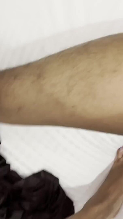sri lankan mistress foot job and cum on feet hot video | Clip 1
