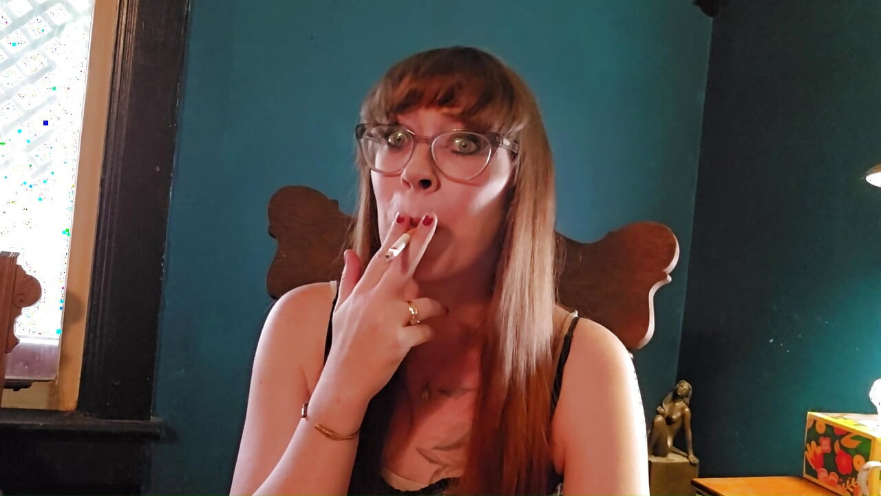 Ms Thrope Smokes and tries new brands of cigarettes