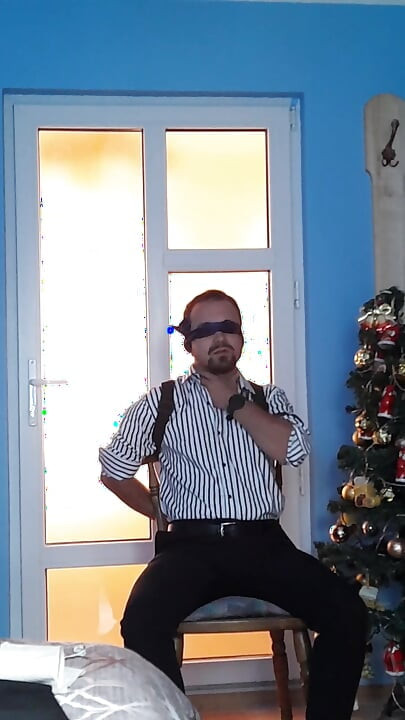 Daeros in your Santa is next to you