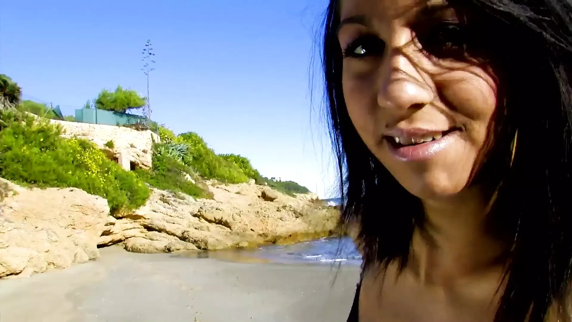 Fresca buceta Julia De Lucia uma puta recebe buceta fodida no