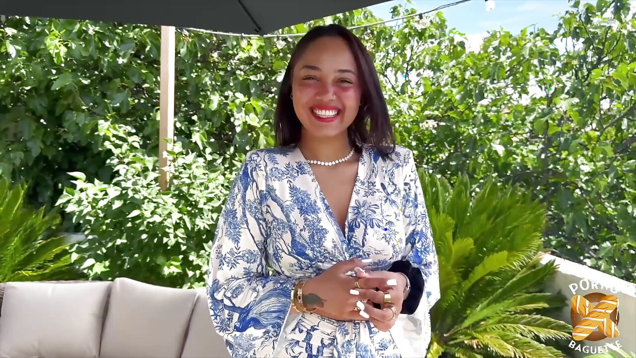 エレクトラ、可愛い女の子、ハードセックスが大好き!