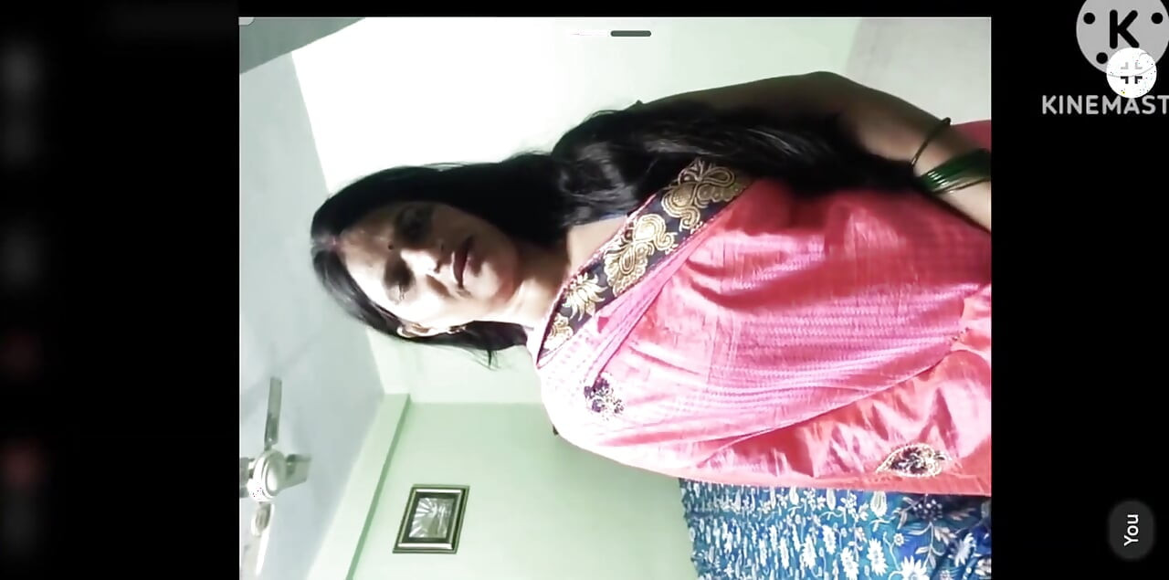 Dost Ke Sath Apni Bibi Ka Live Call per Threesome