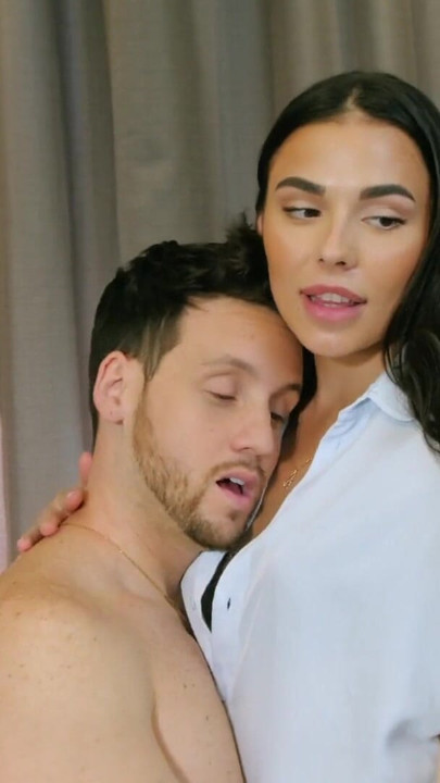 Photographer seduces shy guy to fuck | Clip 1