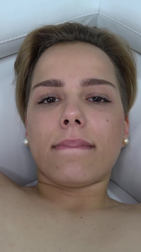 Real lésbica fode homem depois de muito tempo e goza duas vezes rápido