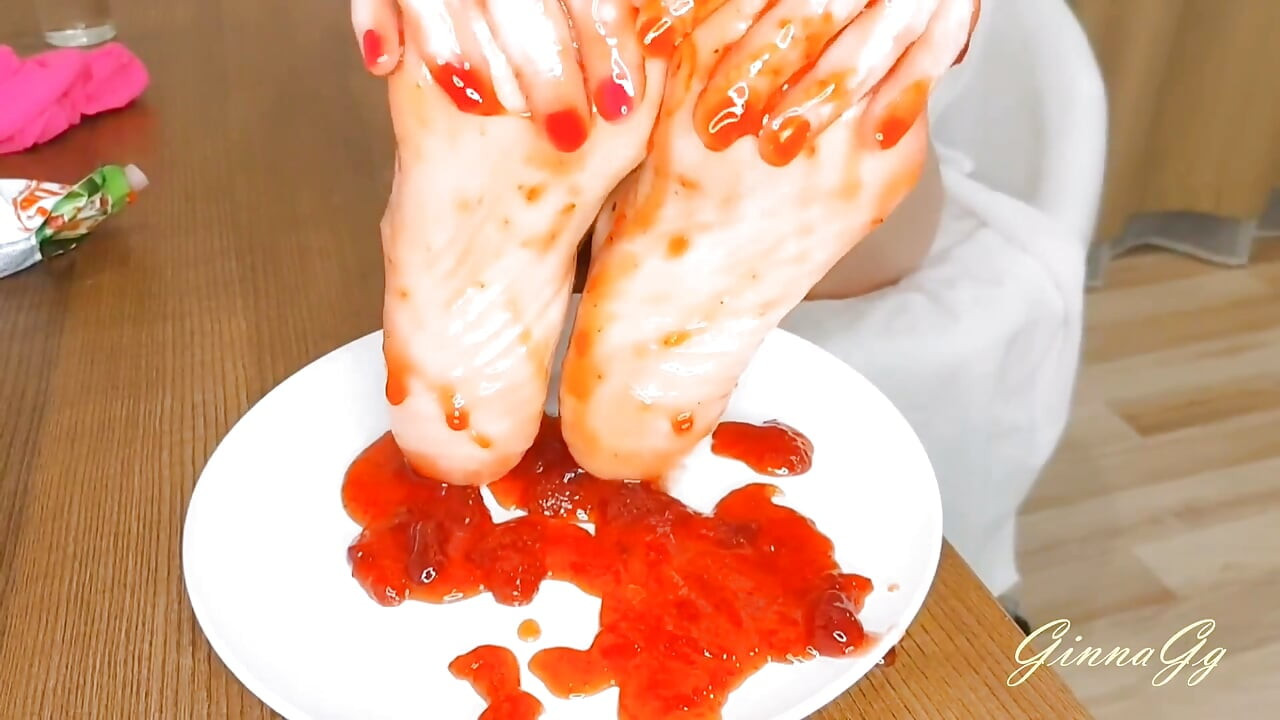 Licked a Pack of Jam off My Feet, Mmmm... How Sweet I Am) Foot Fetish, Hairy Pussy, Seductive MILF