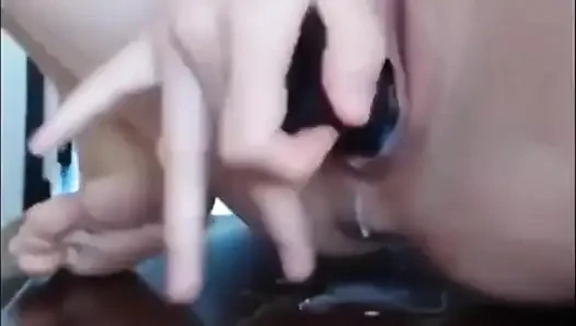 Lihat betapa basahnya aku
