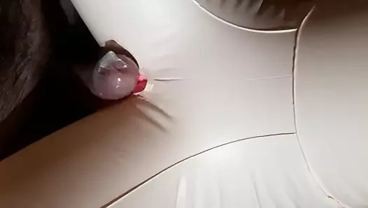 Lateks bebeğimi prezervatifle sikeyim