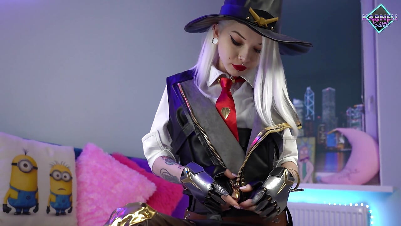 《守望先鋒灰燼》玩弄她的緊穴。卡內利班迪