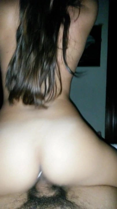 Peruvian slut riding dick
