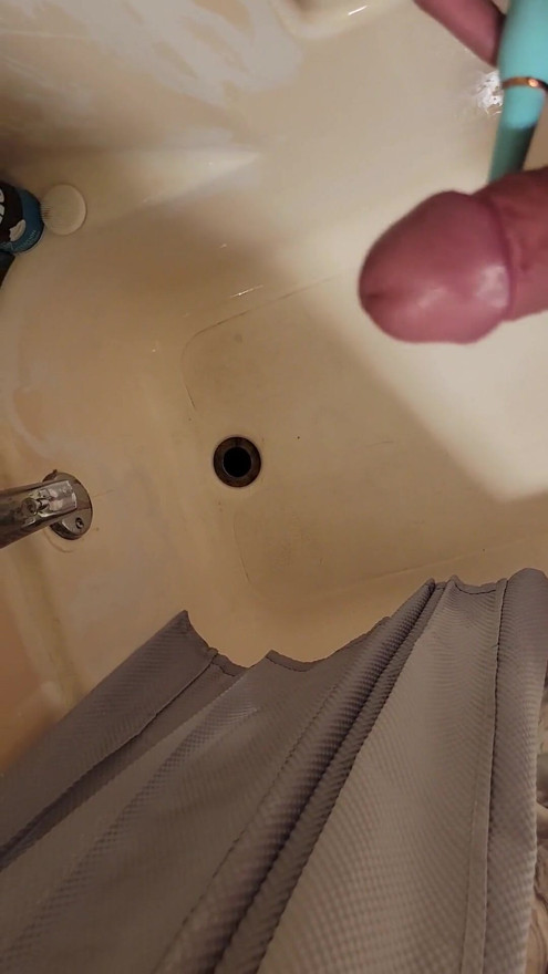 Using my electric toothbrush to make me cum | Clip 1