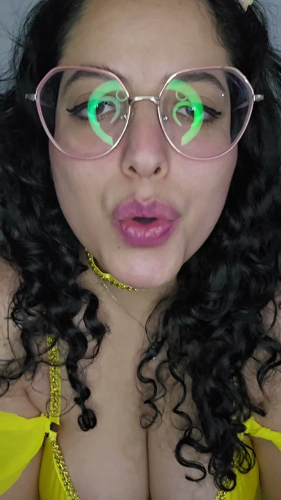 Eddie Queens ft. babyluna939 - Princess Belle Smoking Fetish, Smoke Blowjob and Facial Finish Part 1 | Clip 1