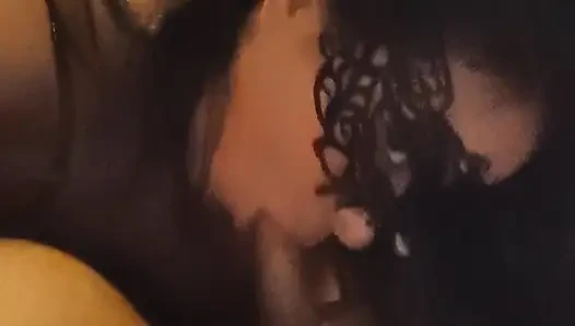 Baldızım beni porno izlerken yakalıyor