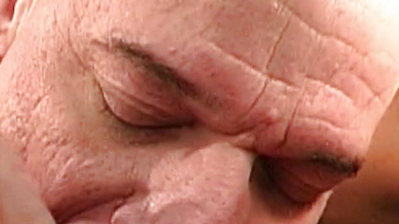 Leidenschaftlicher Amateur-Sex: Von Zärtlichkeiten zu