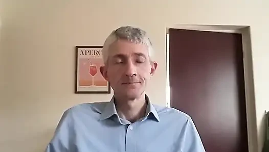 Masaya oturma