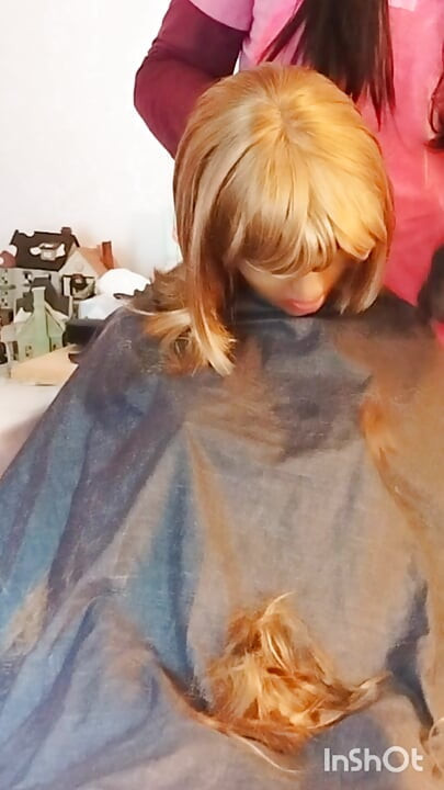 Julia ebony sex doll slave blonde bobcut