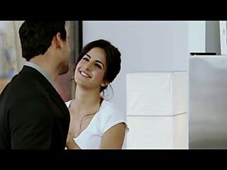 Katrina Kaif - escenas de besos calientes 1080p