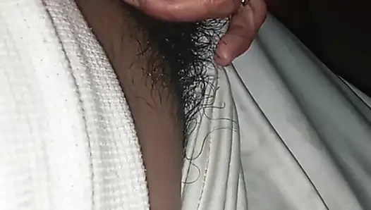 Nyepong kontol di ruang tamu