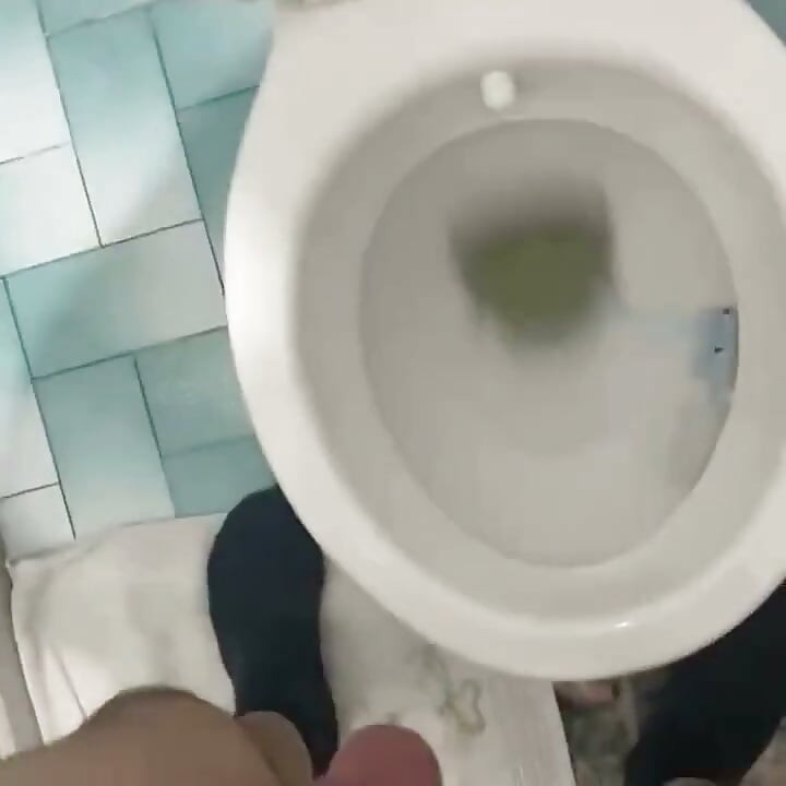 Turkish Hairy Cock Pee Video